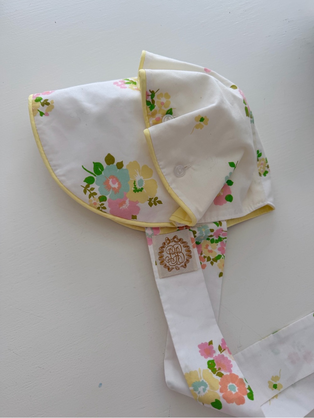 TBBC Bellefaire bonnet 
Biltmore bouquet with yellow trim